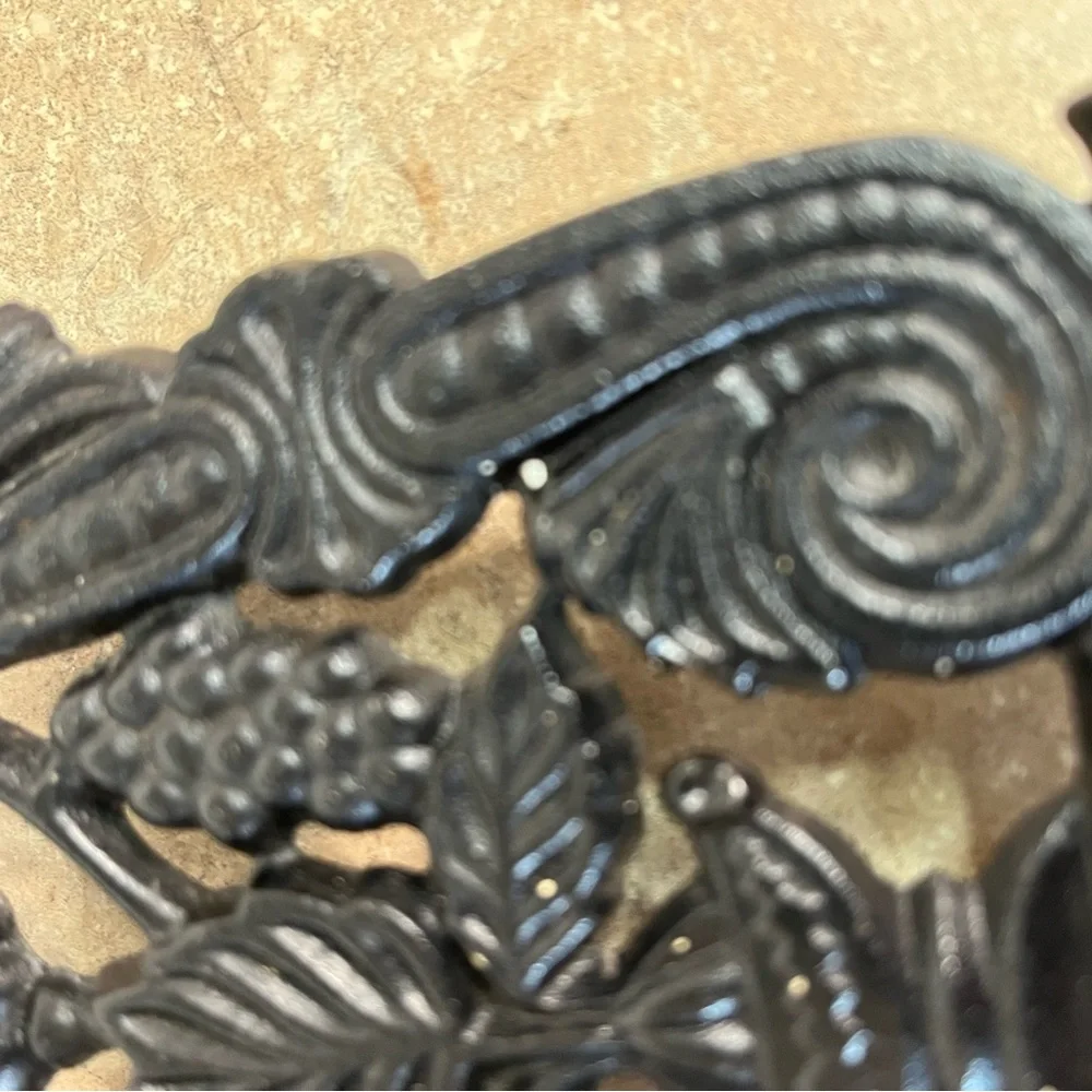 Cast iron trivet